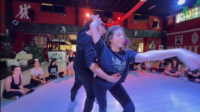 Leandro and nayara brazilian zouk demo after the class at william and irene bday event in madrid. Leandro and nayara brazilian zouk demo after the class at william and irene bday event in madrid.