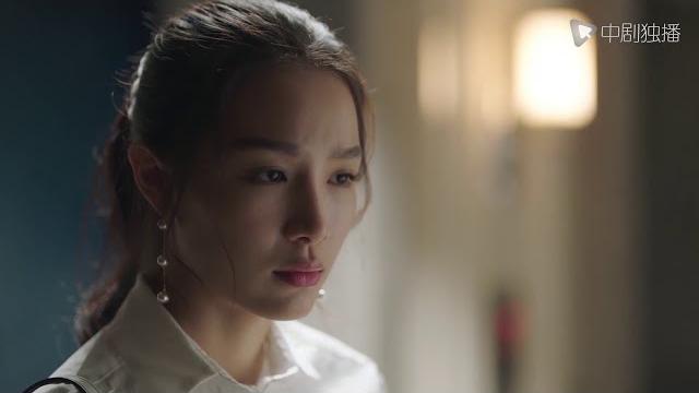 正青春 ● 精彩看点:本以为凌潇潇是个傲娇小公主 没想到家境是这样 正青春 ● 精彩看点:本以为凌潇潇是个傲娇小公主 没想到家境是这样