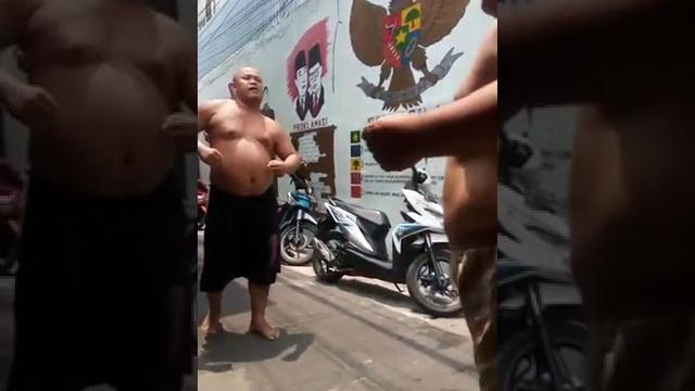 Joget bugil wkwkwk Joget bugil wkwkwk