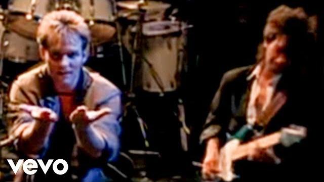 Cutting crew - (i just) died in your arms (official music video) Cutting crew - (i just) died in your arms (official music video)