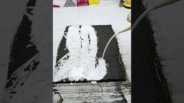 Why this rug cleaning is so satisfying Why this rug cleaning is so satisfying