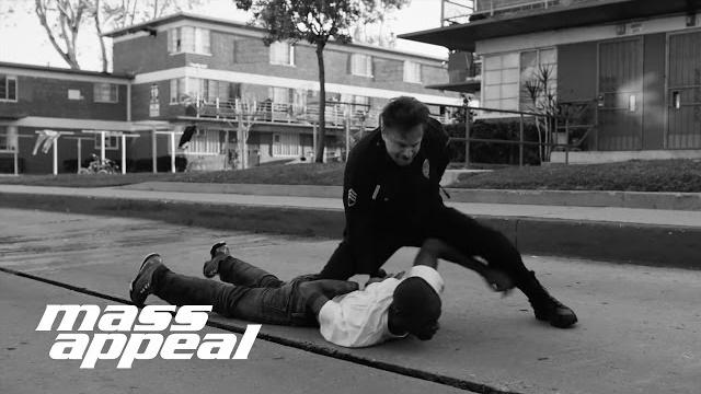 Run the jewels - close your eyes (and count to f**k) feat. zack de la rocha (official video) Run the jewels - close your eyes (and count to f**k) feat. zack de la rocha (official video)