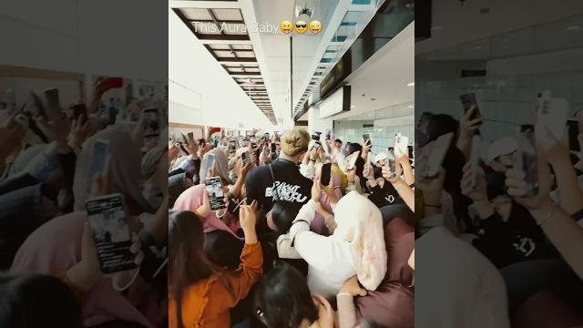 Waow waow surabaya best #aisarkhaled#trending#youtubeshorts#shorts#ytshorts#short#youtube#love Waow waow surabaya best #aisarkhaled#trending#youtubeshorts#shorts#ytshorts#short#youtube#love