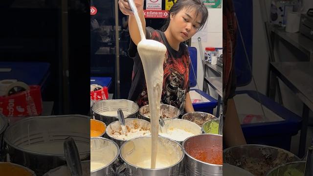 Bangkok's popular sticky milk drink Bangkok's popular sticky milk drink