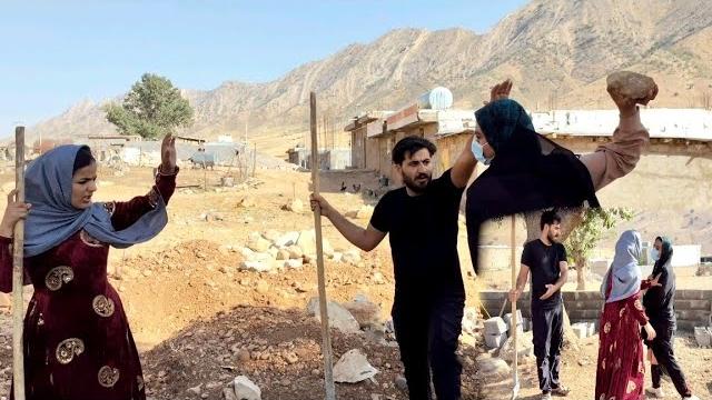 "violence and anger: the explosive confrontation between yunus and marzieh’s sister-in-law!" "violence and anger: the explosive confrontation between yunus and marzieh’s sister-in-law!"