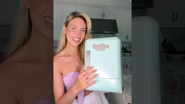 Unboxing the new cookeez makery freezy fridge! ️ Unboxing the new cookeez makery freezy fridge! ️