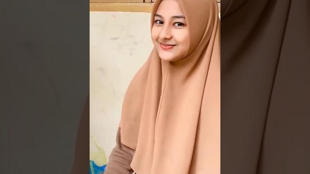 Ukhti cantik senyum manis banget #ukhti #santri #cantik #beautiful #beauty #hijab #senyum #manis Ukhti cantik senyum manis banget #ukhti #santri #cantik #beautiful #beauty #hijab #senyum #manis