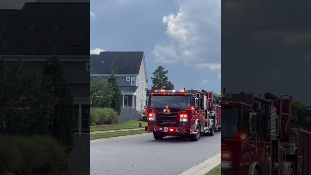 Holly springs ladder 14 arriving at a structure fire Holly springs ladder 14 arriving at a structure fire
