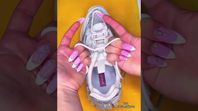 Как быстро завязать шнурки #лайфхак #лайфхаки просто Как быстро завязать шнурки #лайфхак #лайфхаки просто