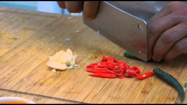 Traditional saag aloo tutorial Traditional saag aloo tutorial