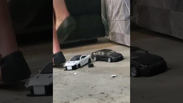 Car crush by flats #satisfying #crushqueen #crushing Car crush by flats #satisfying #crushqueen #crushing