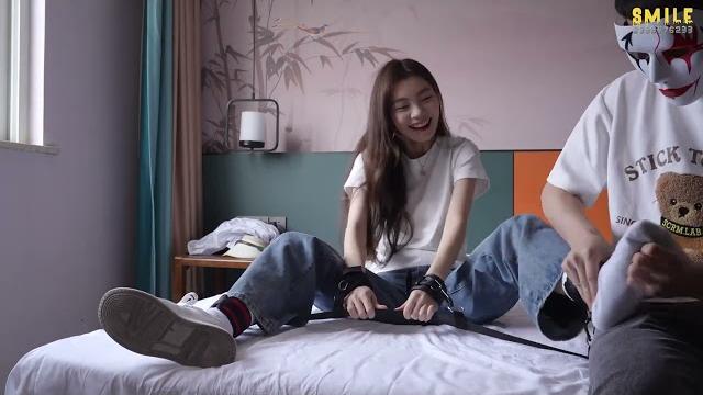 Smile高三妹妹露露视频 asian girl lulu tickle video Smile高三妹妹露露视频 asian girl lulu tickle video