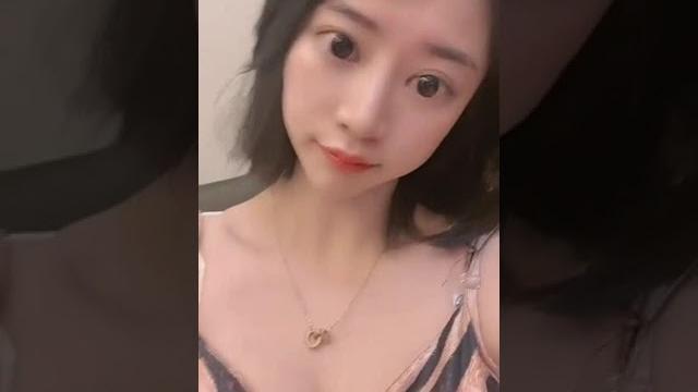 快手:小奶球 快手:小奶球