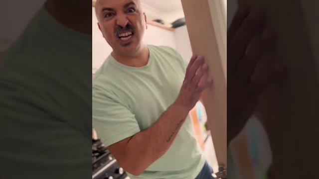 Üzülmek i̇stemi̇yorsan i̇zlemeeeee Üzülmek i̇stemi̇yorsan i̇zlemeeeee