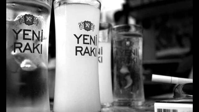 Aliye mutlu - gözün arkada kalmasın Aliye mutlu - gözün arkada kalmasın