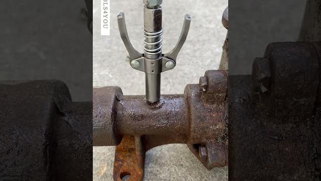 Securely locking grease nipple Securely locking grease nipple