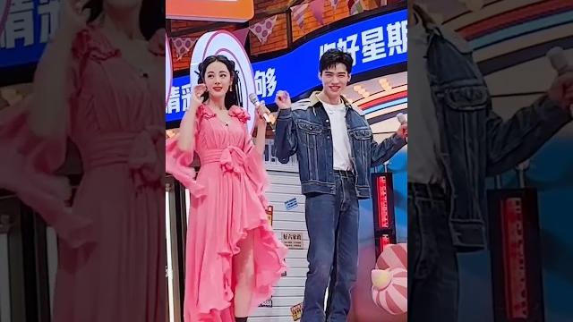 #迪丽热巴 跳舞是真 的甜~ #dilraba #dilrabadilmurat #迪丽热巴 跳舞是真 的甜~ #dilraba #dilrabadilmurat
