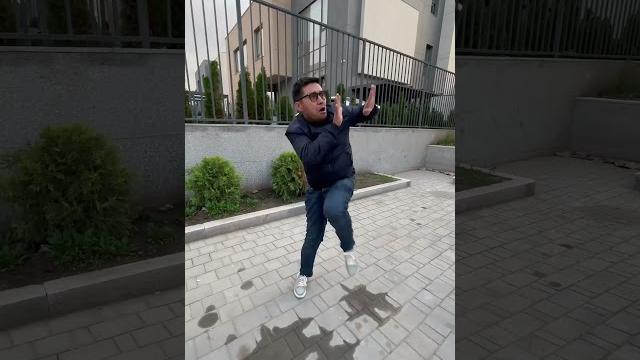 Кто лучше станцевал? #вайны #funny #шортс #приколы #сека #vine #шутки #comedy #узбекистан #топ Кто лучше станцевал? #вайны #funny #шортс #приколы #сека #vine #шутки #comedy #узбекистан #топ