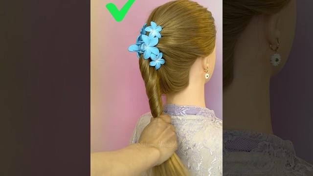 Easy bun hairstyle hacks #shefav #hairstyle #frisuren #hairclips #hairtutorial #frisyrer #shorts Easy bun hairstyle hacks #shefav #hairstyle #frisuren #hairclips #hairtutorial #frisyrer #shorts