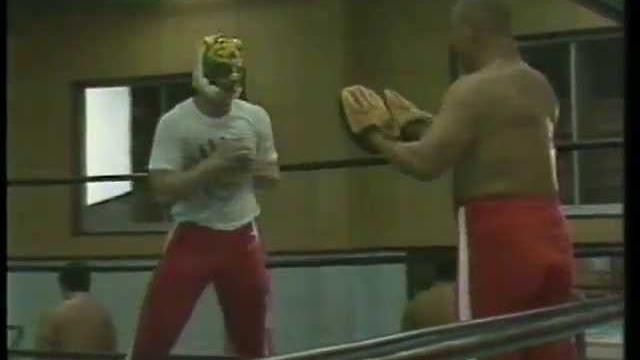 初代タイガーマスク 体力測定 tiger mask satoru sayama 初代タイガーマスク 体力測定 tiger mask satoru sayama
