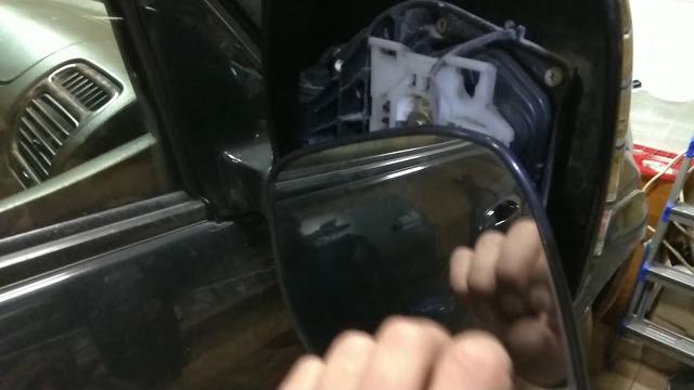 Снятие бокового зеркала на ленд крузер 100 Снятие бокового зеркала на ленд крузер 100