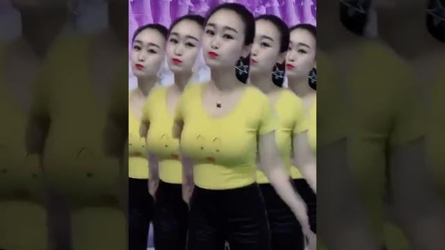 快手q弹美女热舞 快手q弹美女热舞