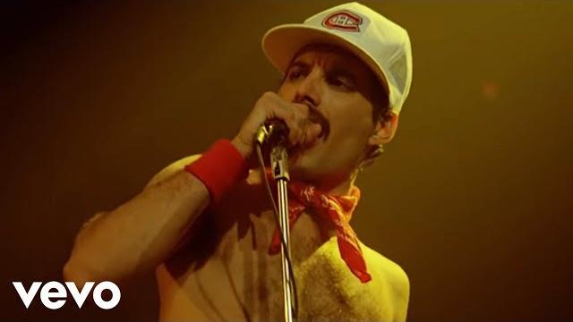 Queen - another one bites the dust (live) Queen - another one bites the dust (live)