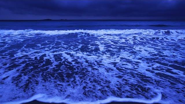 Fall asleep with waves all night long, ocean sounds for deep sleeping on santa giulia beach Fall asleep with waves all night long, ocean sounds for deep sleeping on santa giulia beach