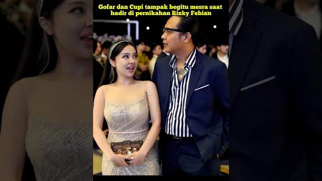 Potret gofar hilman kondangan gandeng cupi cupita ke pernikahan rizky febian #shorts #viral @ Potret gofar hilman kondangan gandeng cupi cupita ke pernikahan rizky febian #shorts #viral @