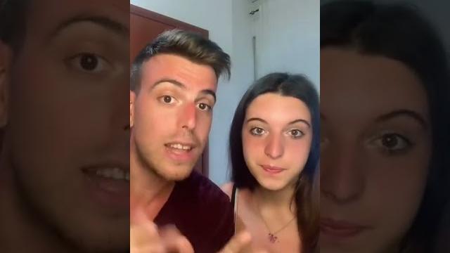 La mia ragazza fa vedere le sue albicocche su tiktok #shorts La mia ragazza fa vedere le sue albicocche su tiktok #shorts