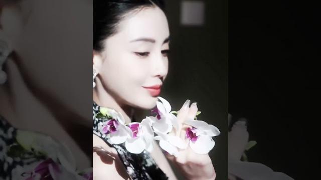 【杨颖】旗袍得劲啊!盯紧咯! #angelababy 【杨颖】旗袍得劲啊!盯紧咯! #angelababy