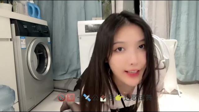 虎牙雪霏霏fei 看订制舞蹈关注微信公众号 选歌试舞 虎牙雪霏霏fei 看订制舞蹈关注微信公众号 选歌试舞