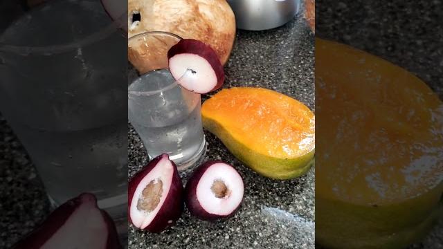 Coconut water+east indiana mango+malay apple. #shortsvideo #eastindianmango#malayapple#coconutwater Coconut water+east indiana mango+malay apple. #shortsvideo #eastindianmango#malayapple#coconutwater