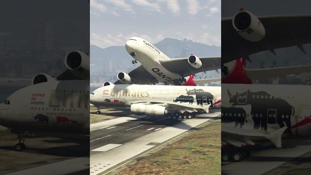 Airplane accidently came in the runway during landing of a380... Airplane accidently came in the runway during landing of a380...