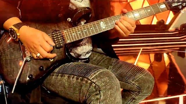 Guitar cam...#gv9 #week2...tom goyang inul Guitar cam...#gv9 #week2...tom goyang inul