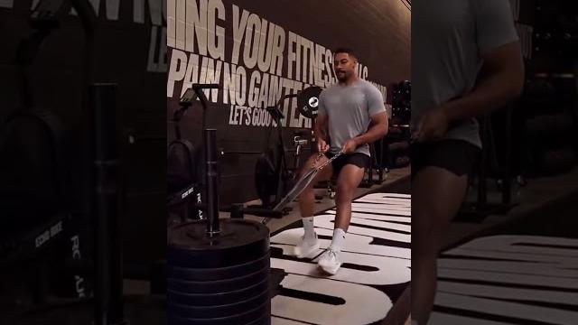 Aaron pierre training for dcu green lantern! #marvel #batman #dccomics #shorts #superman #funny #dc Aaron pierre training for dcu green lantern! #marvel #batman #dccomics #shorts #superman #funny #dc