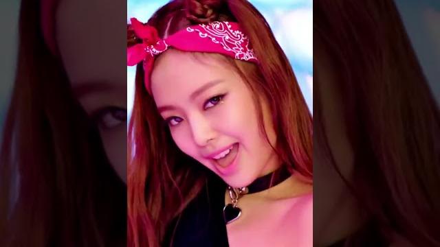 Rosé made this for boombayah?! Rosé made this for boombayah?!