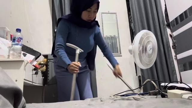 Intip aku ngapain aja di kamar || memeyblues Intip aku ngapain aja di kamar || memeyblues