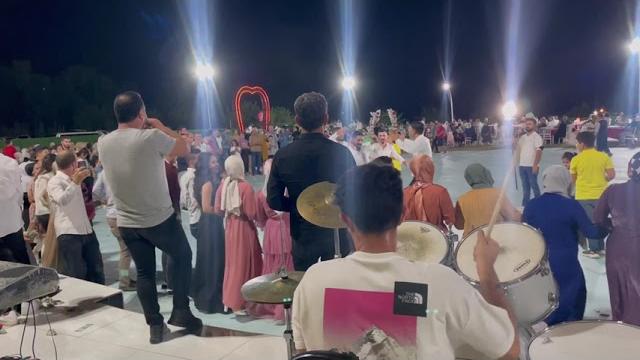 Zurnacı nimet & batarist şervan kendi tarzında kopmalık 2021 grani kesinlikle i̇zlemelisin !!! Zurnacı nimet & batarist şervan kendi tarzında kopmalık 2021 grani kesinlikle i̇zlemelisin !!!