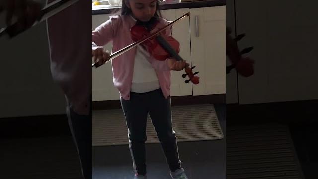 Little violinist in the making | daughter’s beautiful performance | daughter’s violin performance Little violinist in the making | daughter’s beautiful performance | daughter’s violin performance
