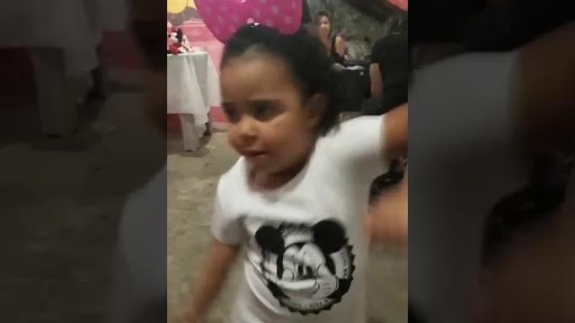 Eu dançando quadradinho Eu dançando quadradinho