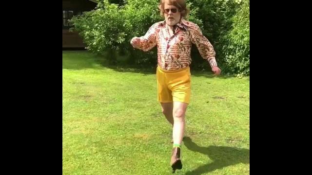 Football united | vic reeves tv Football united | vic reeves tv