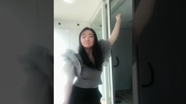 〈摩托摇〉 〈摩托摇〉