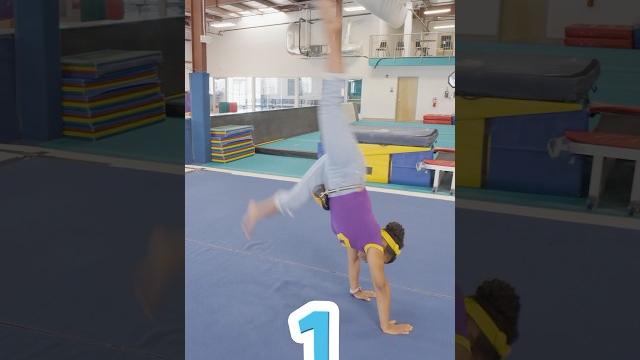 Hi meekah! 1-2-3 let's cartwheel ️! #blippi #shorts Hi meekah! 1-2-3 let's cartwheel ️! #blippi #shorts