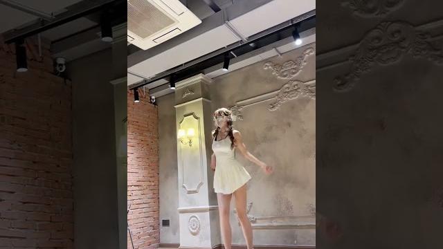 快手 抖音女主播 爱跳舞的小野猫 超短裙 大长腿 高跟鞋 骚舞 快手 抖音女主播 爱跳舞的小野猫 超短裙 大长腿 高跟鞋 骚舞