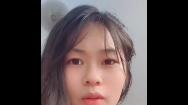 Livenya bikin penonton bigo terpesona Livenya bikin penonton bigo terpesona