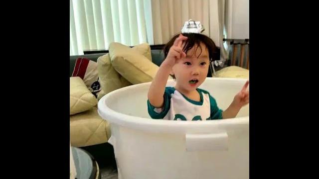 【斗罗大陆】谁喊的更有气势呢! #斗罗大陆 #唐三小舞 #唐舞桐 #鱿鱼游戏 【斗罗大陆】谁喊的更有气势呢! #斗罗大陆 #唐三小舞 #唐舞桐 #鱿鱼游戏