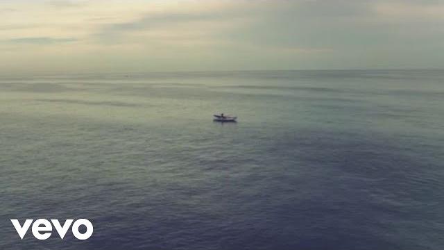 Mumford & sons - guiding light (lyric video) Mumford & sons - guiding light (lyric video)