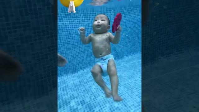 Amazing! cute baby swimming! #babyswimming Amazing! cute baby swimming! #babyswimming