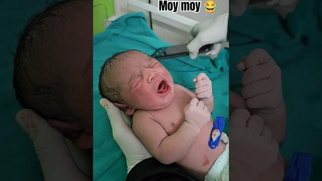 Baby moy moy kr raha #trendingshorts #trendingreels #shortsviral #shortfeed #viral #maa Baby moy moy kr raha #trendingshorts #trendingreels #shortsviral #shortfeed #viral #maa